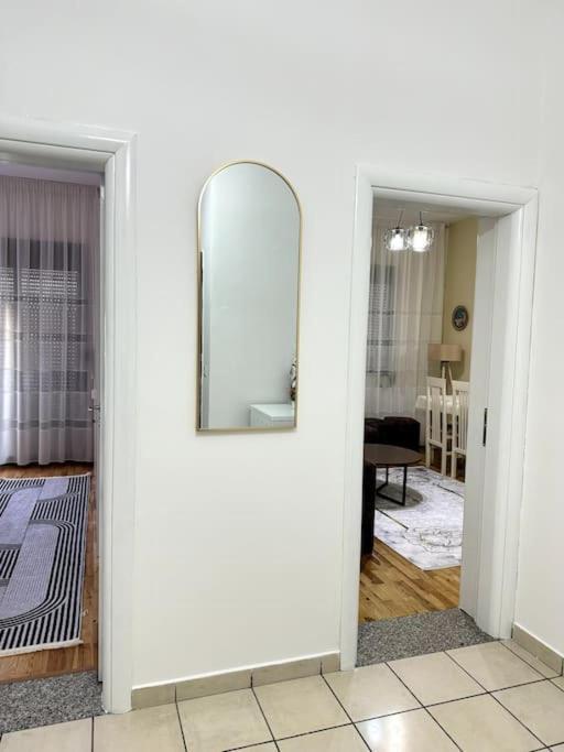 Sol Apartments - 2 Bedrooms Shkoder Ngoại thất bức ảnh